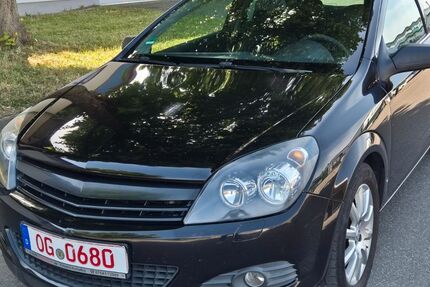 Opel Astra 198.000 km 1.999 &euro; Kippenheim 77971
