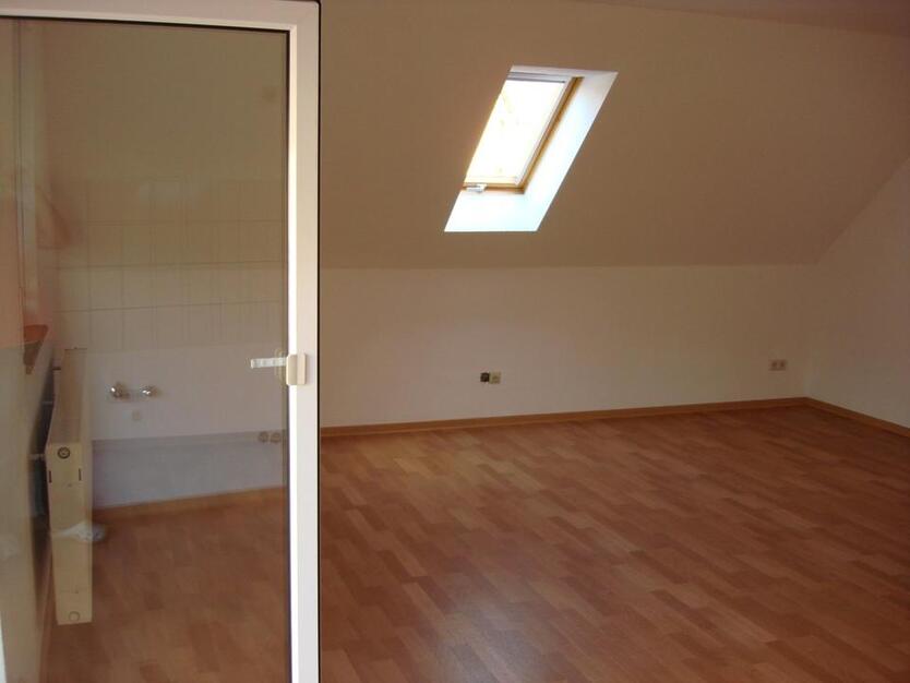 4-RaumWohnung mit Balkon zu vermieten