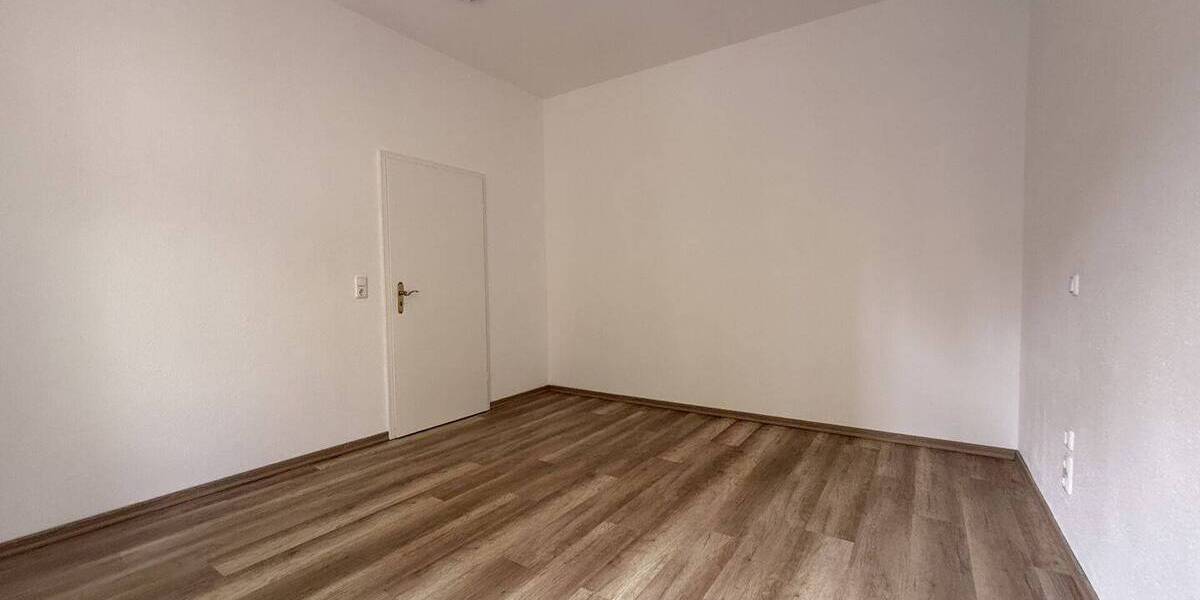 Etagenwohnung Zwickau Pölbitz - 3 Zimmer, 72 m&sup2;, 76.900&euro; | Angebot:26641903