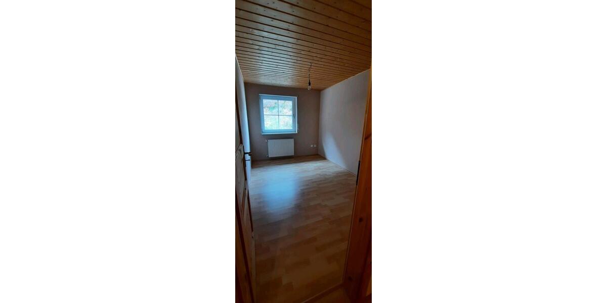 Etagenwohnung Hermersberg - 10 Zimmer, 102 m&sup2;, 199.000&euro; | Angebot:27275609