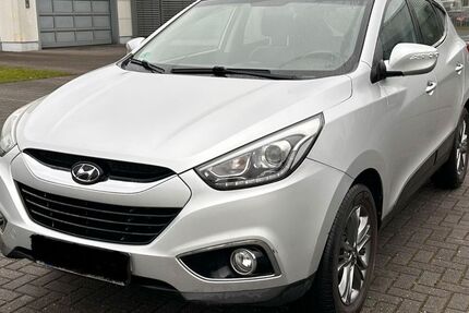 Hyundai ix35 168.000 km 7.400 &euro; Oberhausen 46049