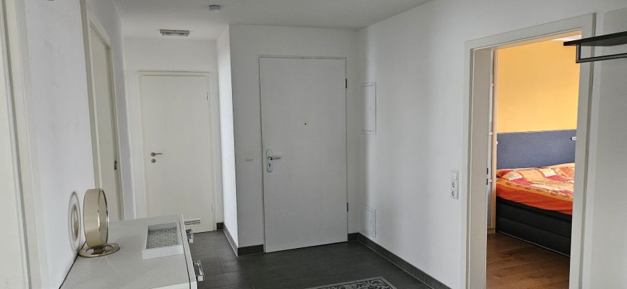 Provisionsfrei* (Von Privat) Charmante 4-Zimmer Wohnung mit Balkon sowie Außenstellplatz in Kirchheim bei München - Etagenwohnung Kirchheim bei München | Angebot:24356453