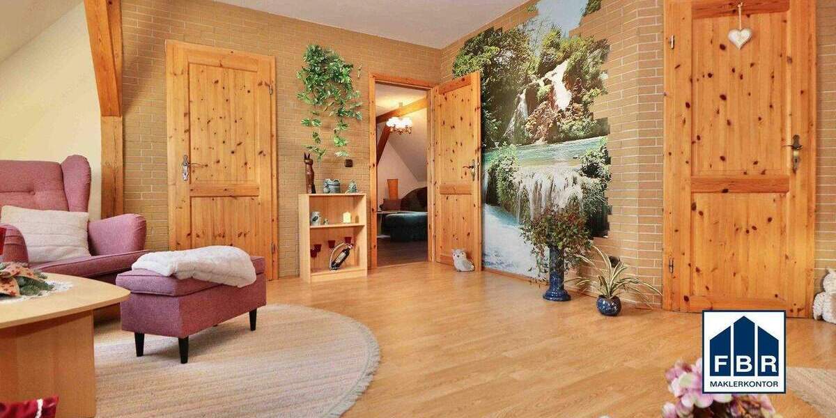 Mehrfamilienhaus, Wohnhaus Plate / Peckatel Peckatel - 9 Zimmer, 316 m&sup2;, 249.000&euro; | Angebot:25708975