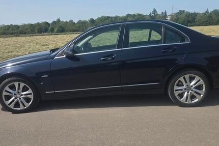 Mercedes-Benz C 250 197.000 km 7.850 &euro; Düsseldorf 40595