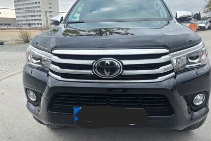 Toyota Hilux 126.071 km 28.000 € München 80999