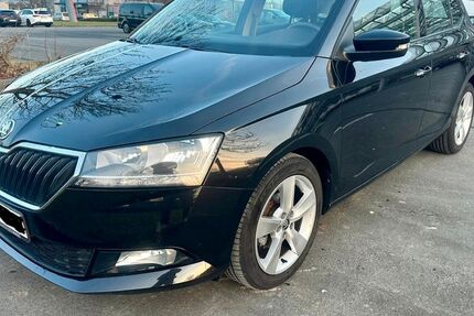 Skoda Fabia 39.700 km 10.199 &euro; Münster 48151