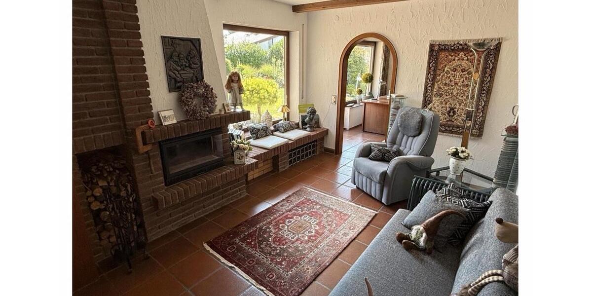 Einfamilienhaus Bietigheim-Bissingen Bissingen - 5.5 Zimmer, 210 m&sup2;, 1.800&euro; | Angebot:25393099