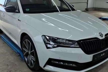 Skoda Superb 78.543 km 29.970 &euro; Uslar 37170