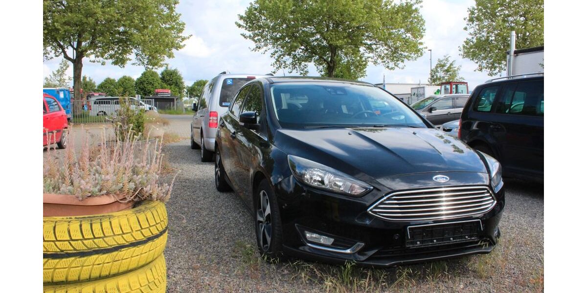Ford Focus 61.328 km 11.750 &euro; Wolfenbüttel 38302