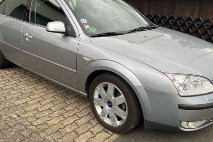 Ford Mondeo 139.000 km 3.490 € Forchheim 91301