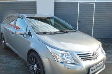 Toyota Avensis 115.000 km 10.990 &euro; Rathenow 14712