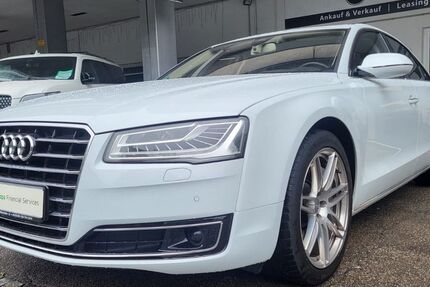 Audi A8 48.000 km 39.000 € München 81541