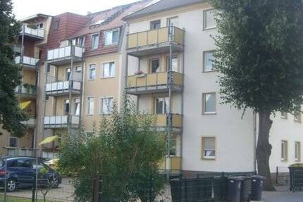 **3-Raumwohnung im 2. OG -zentrumsnah mit Balkon** 3 zimmer