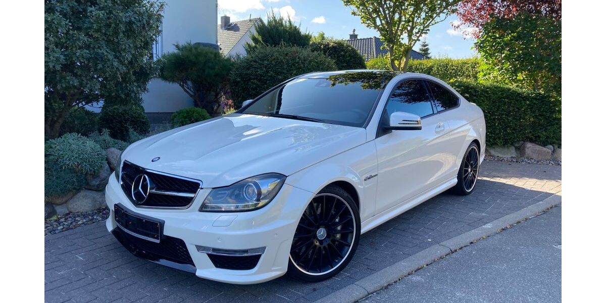 Mercedes-Benz C 63 AMG 61.500 km 47.500 &euro; Kühlungsborn 18225