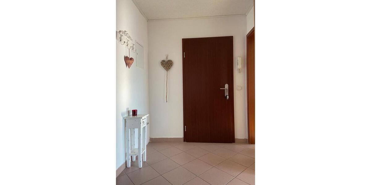 Dachgeschoßwohnung Philippsburg - 4 Zimmer, 101 m&sup2;, 365.000&euro; | Angebot:26907983