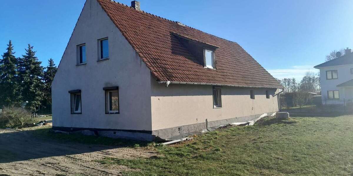 Einfamilienhaus Nuthetal - 4 Zimmer, 120 m&sup2;, 160.000&euro; | Angebot:25834386