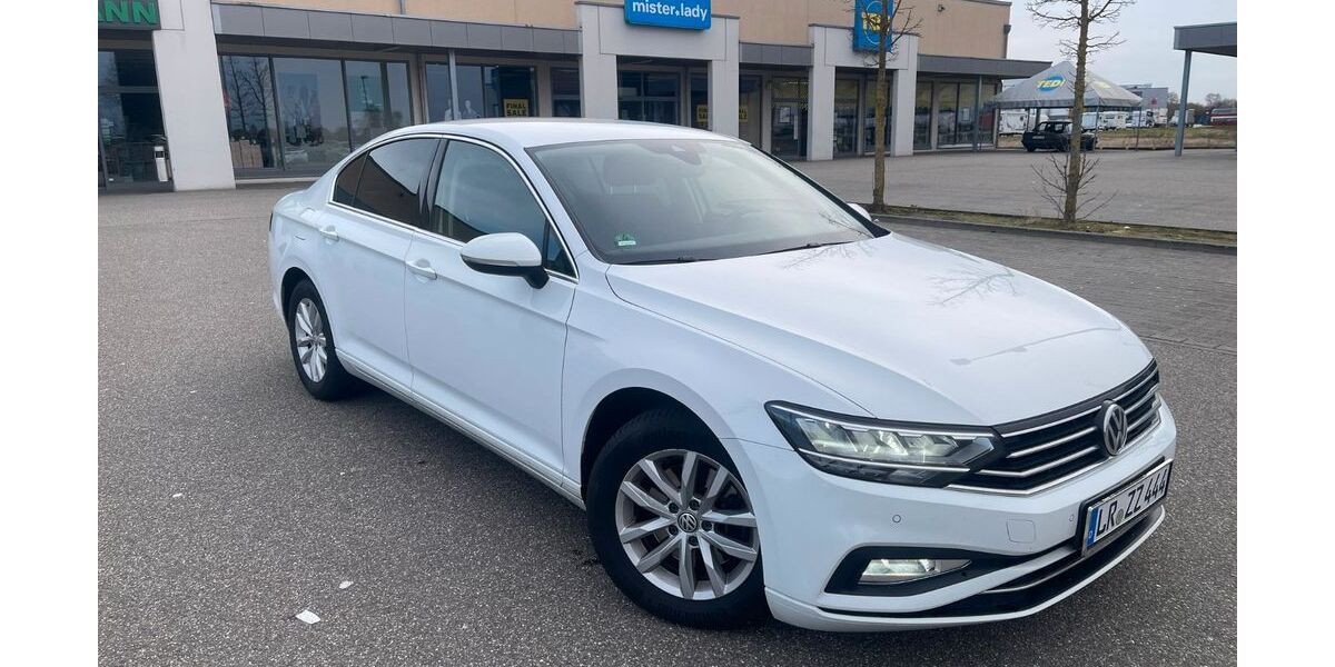 VW Passat 100.500 km 16.500 &euro; Rheinhausen 79365