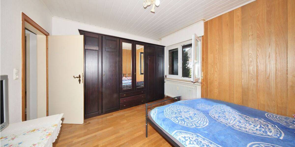 Mehrfamilienhaus, Wohnhaus Zetel Neuenburg - 6 Zimmer, 135 m&sup2;, 295.000&euro; | Angebot:26825651