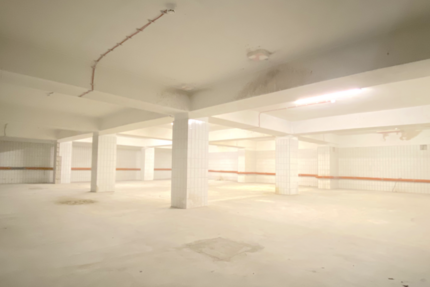 Halle in Berlin 3.645 € 729 m² zimmer