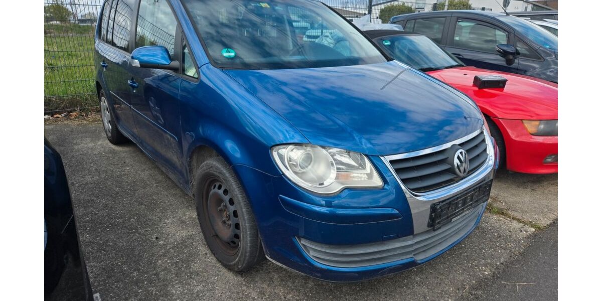 VW Touran 282.000 km 1.499 &euro; Sandhausen 69207
