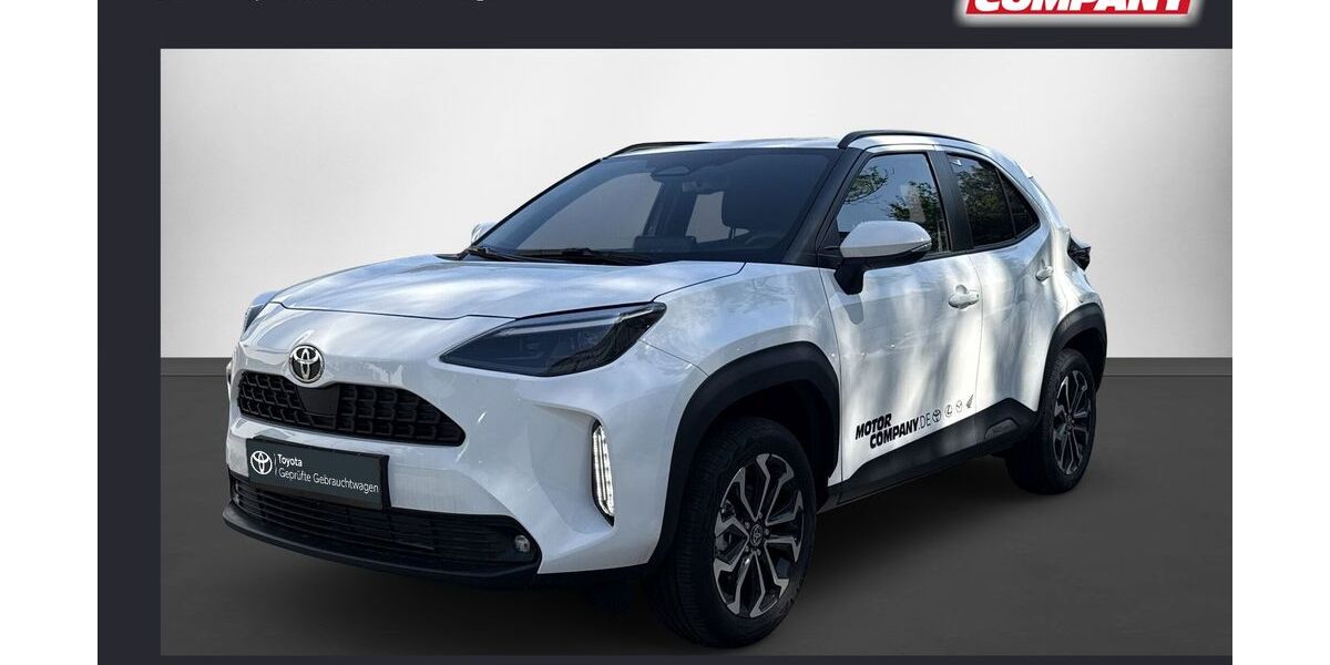 Toyota Yaris Cross 2.500 km 32.600 &euro; Berlin 13403