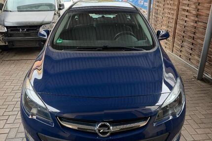 Opel Astra 32.888 km 9.000 &euro; Mühlhausen 99974