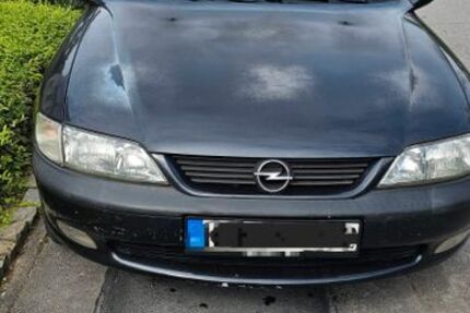 Opel Vectra 211.000 km 1.300 &euro; Sundern 59846