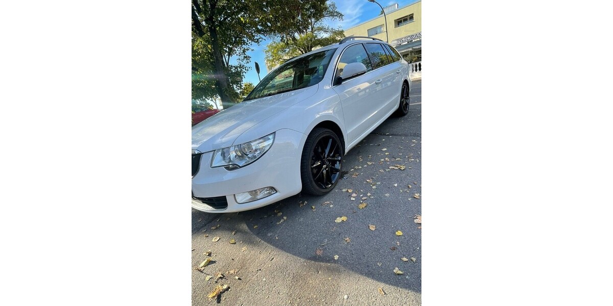 Skoda Superb Kombi 187.000 km 8.400 &euro; Pforzheim 75175