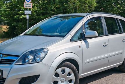 Opel Zafira 94.000 km 6.699 &euro; Inden 52459