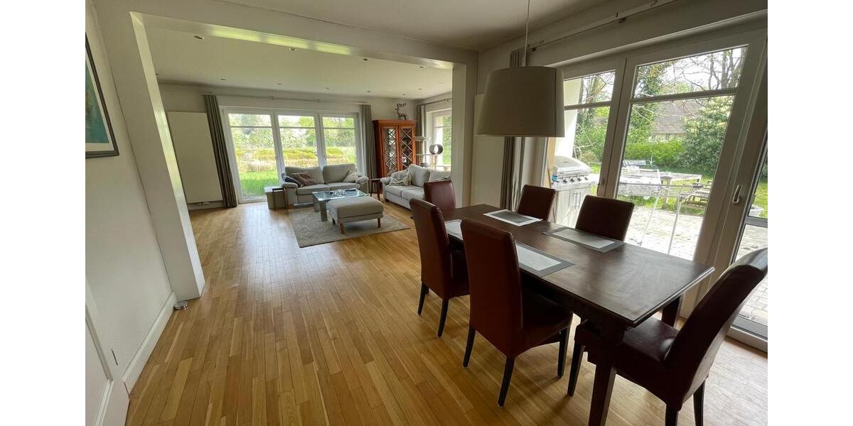 Einfamilienhaus Versmold - 5 Zimmer, 210 m&sup2;, 2.950&euro; | Angebot:26442223