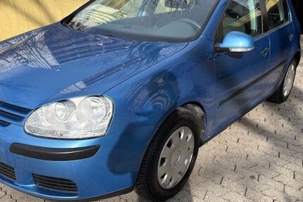 VW Golf 77.852 km 3.990 &euro; Germering 82110