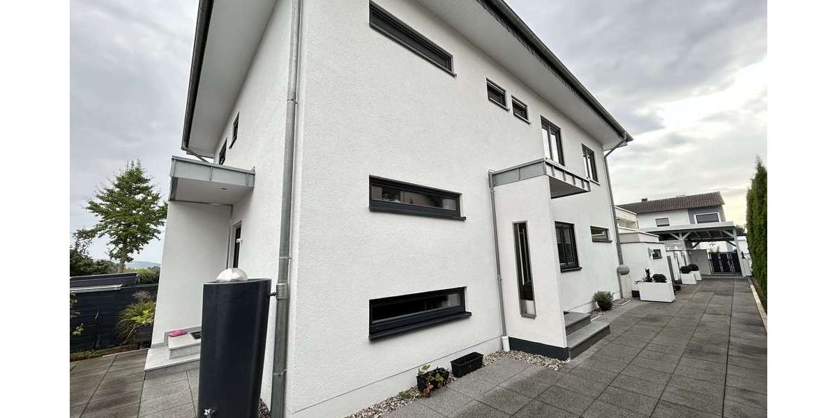 Etagenwohnung Warburg - 4 Zimmer, 132 m&sup2;, 350.000&euro; | Angebot:23040473