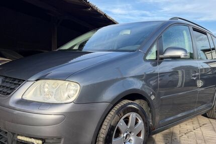 VW Touran 220.000 km 1.490 &euro; Saarlouis 66740