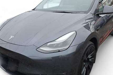 Tesla Model Y 111.786 km 27.749 &euro; Ergolding 84030