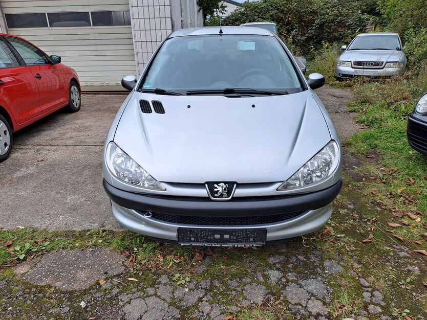 Peugeot 206 119.800 km 1.680 € Zweibrücken 66482