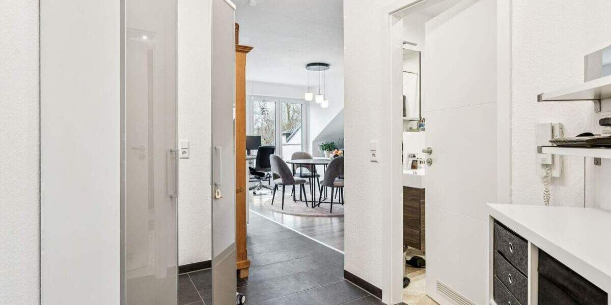 Einziehen & wohlfühlen: Helle 2-Zimmer-Wohnung mit Tiefgarage in Blaustein 2 zimmer