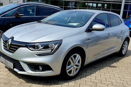 Renault Megane 71.855 km 12.210 € Wachtendonk 47669