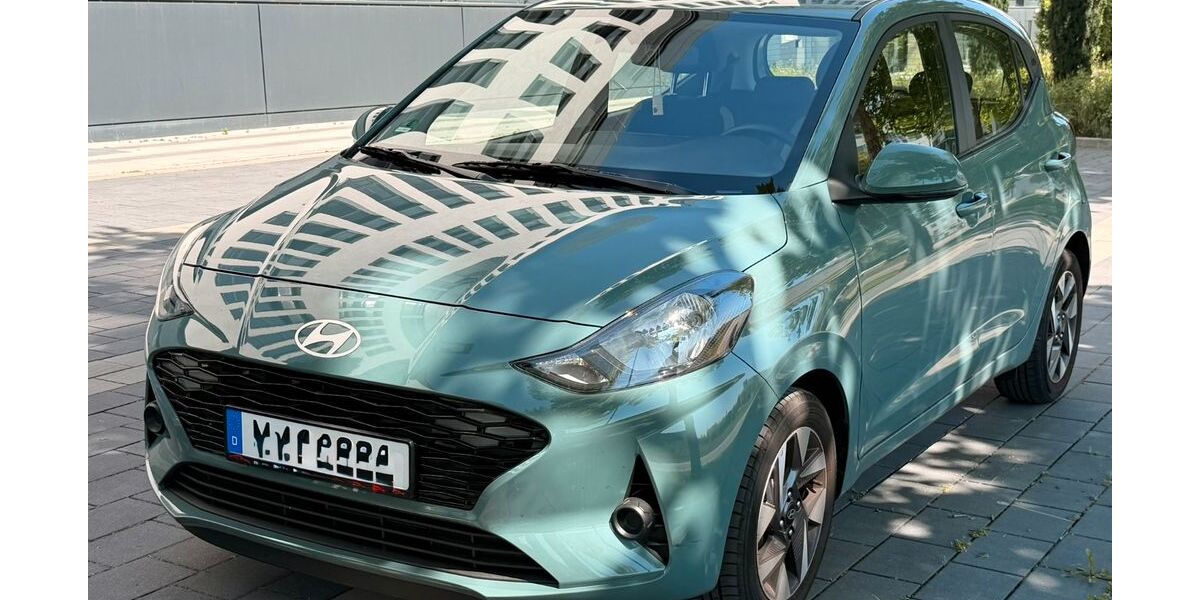 Hyundai i10 6.200 km 16.500 &euro; Unterschleißheim 85716
