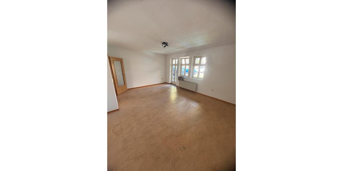 Erdgeschoßwohnung Korbach - 3 Zimmer, 81 m&sup2;, 550&euro; | Angebot:26267021