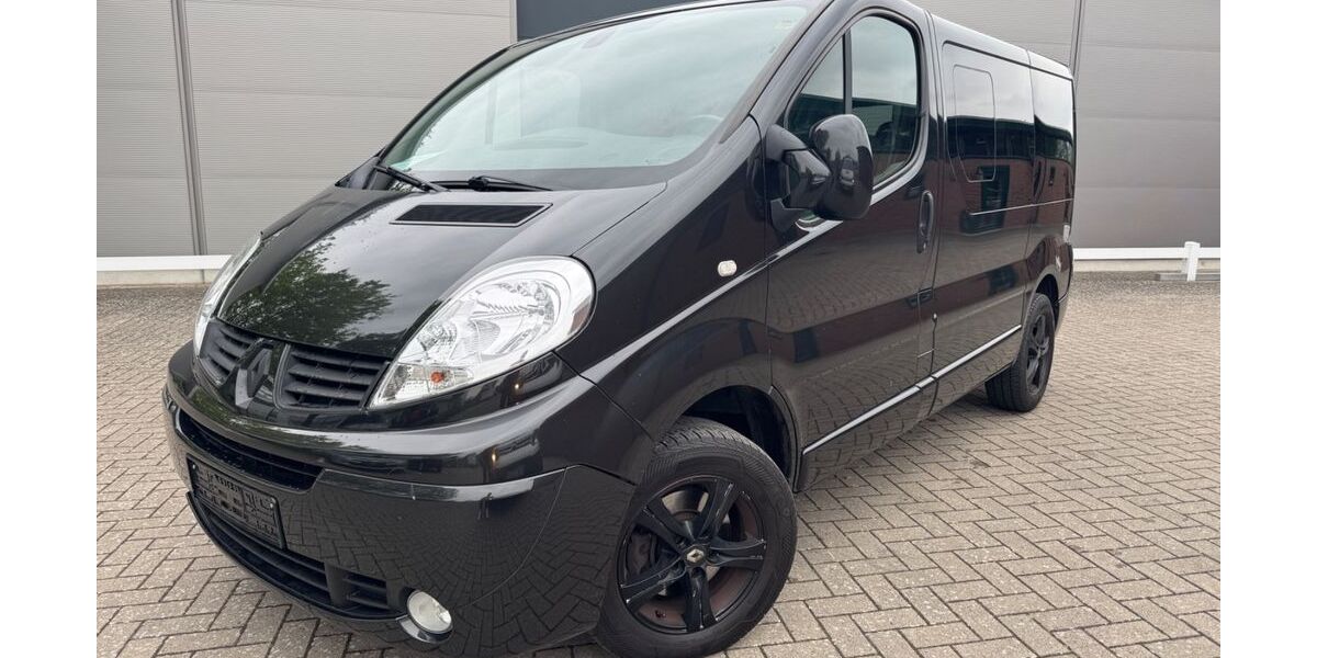 Renault Trafic 151.600 km 9.499 &euro; Ganderkesse 27777
