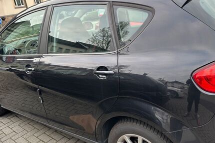 Seat Altea 205.000 km 2.500 &euro; Adenau 53518