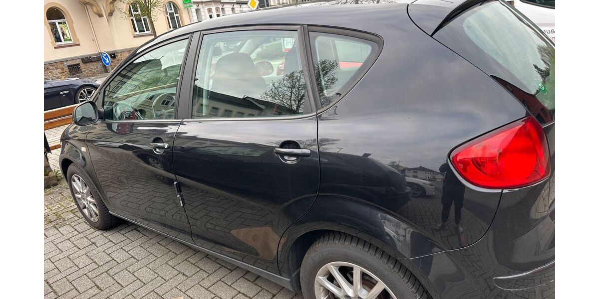 Seat Altea 205.000 km 2.500 &euro; Adenau 53518