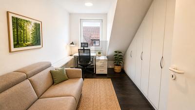 SONNIGES REFUGIUM MIT BALKON - BARRIEREFREI - Dachgeschoßwohnung Osnabrück Gretesch | Angebot:26378400