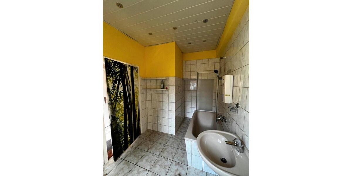 Reihenhaus Schöningen - 6 Zimmer, 180 m&sup2;, 160.000&euro; | Angebot:26236809