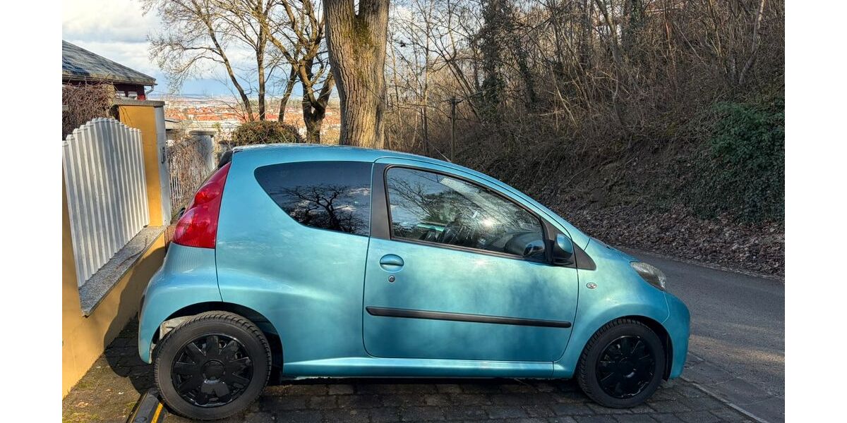 Peugeot 107 74.500 km 2.890 &euro; Arnstadt 99310