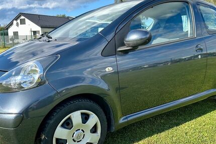Toyota Aygo (X) 186.649 km 1.200 &euro; Rostock 18147