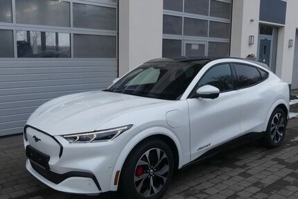 Ford Mustang Mach-E 13.153 km 37.990 &euro; Ehrenberg-Seiferts 36115