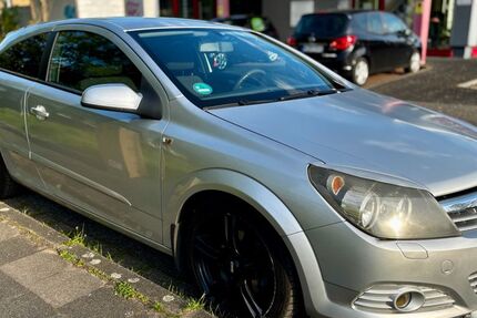 Opel Astra 93.367 km 2.500 &euro; Meerbusch 40670