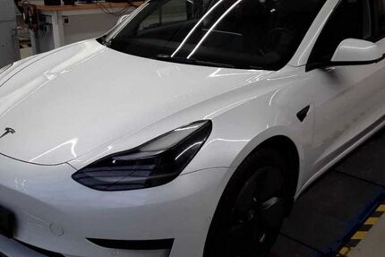 Tesla Model 3 41.852 km 23.750 &euro; Steinbach-Hallenberg OT Herges-Hallenberg 98587