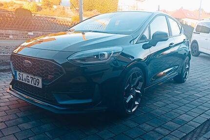 Ford Fiesta 27.000 km 22.390 &euro; Bad Laasphe 57334